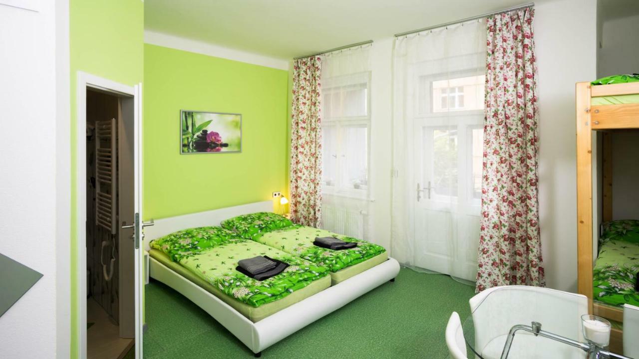 Apartmán Four Year Seasons - Walkable To Centre, Metro And Riverside Praha